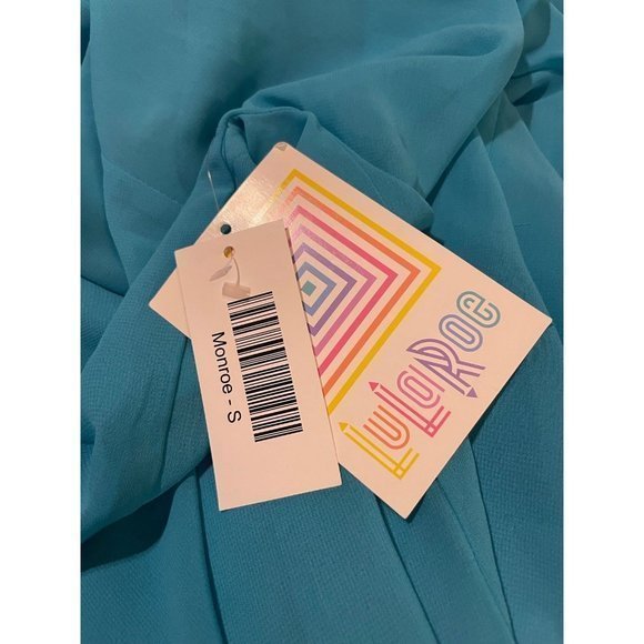 LuLaRoe Monroe Kimono‎ - Picture 6 of 7